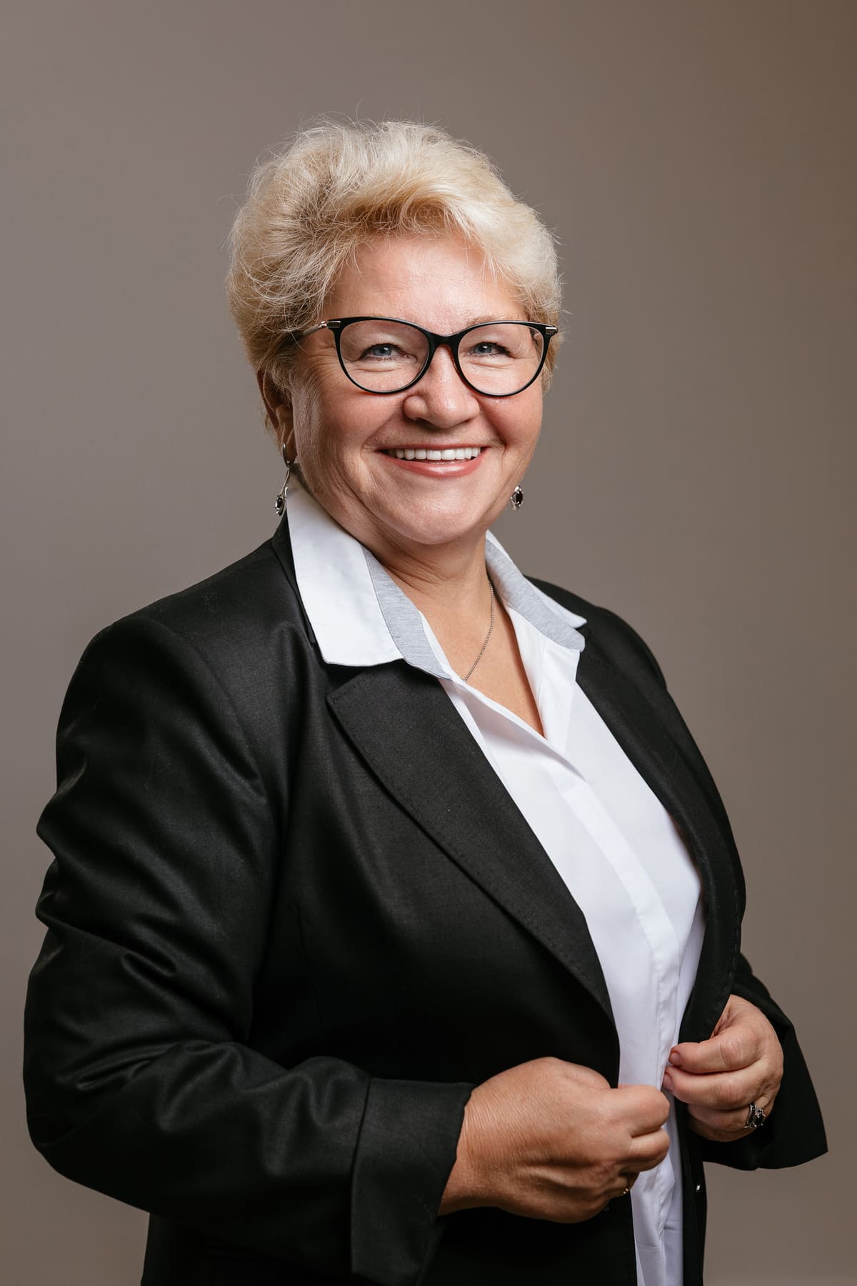 Третникова Елена